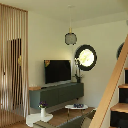 Tres Cosy - Independant Dans Peniche - Paris 16 *